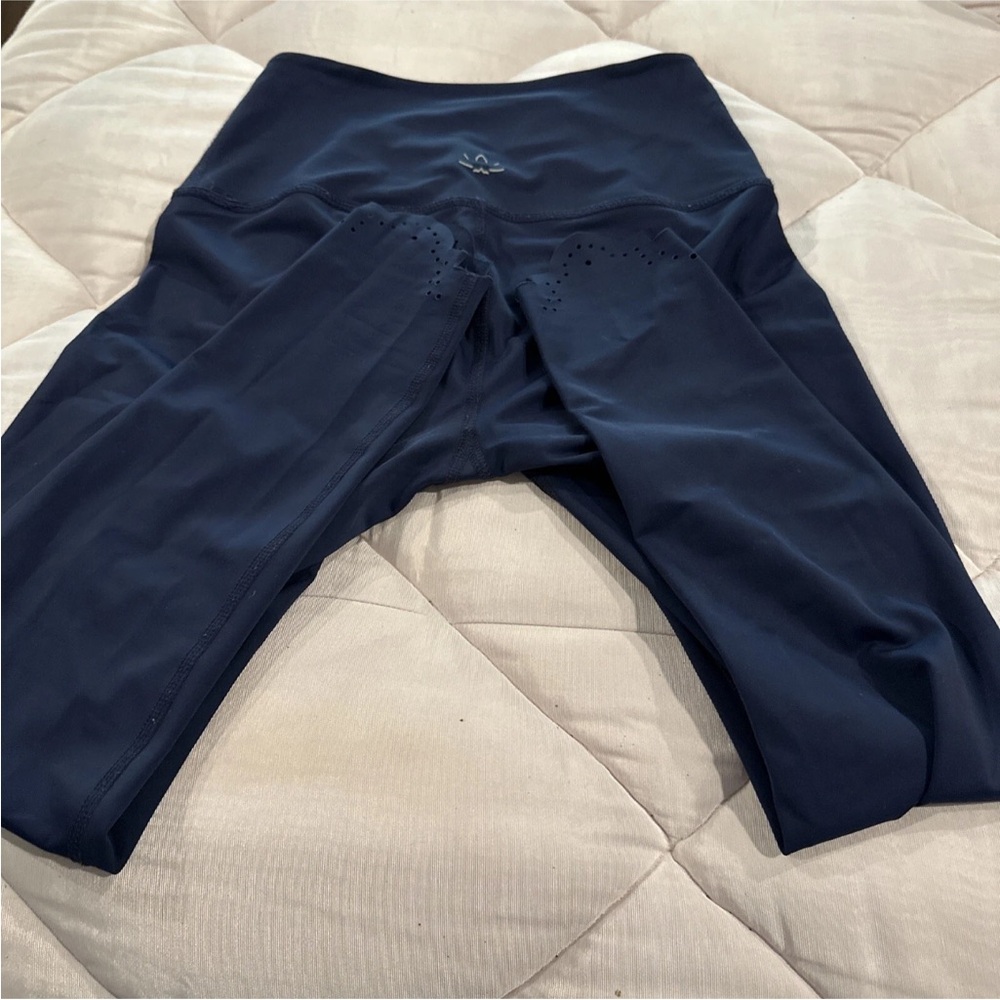 Beyond Yoga navy blue Leggings  XS